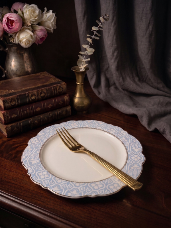 Luxury Gold Ribbed Cutlery Set