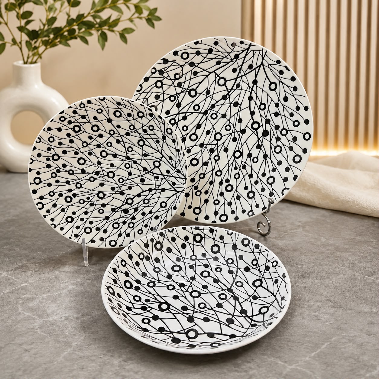 Noir Orbit Plate Set 18PC (White House)